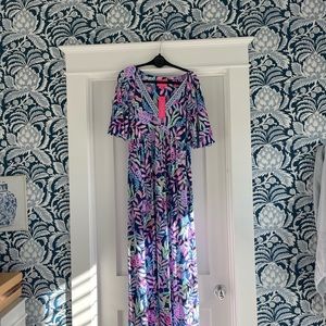 Lilly Pulitzer maxi dress. size L
